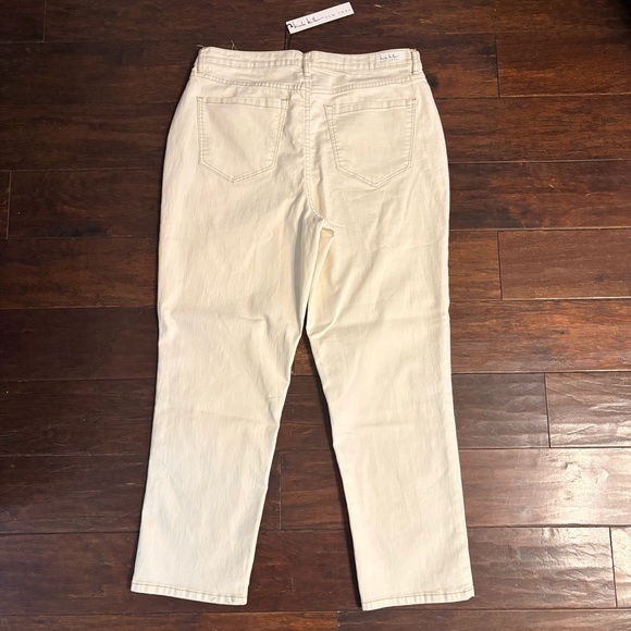 Bundle of Two pants Women's Plaid Jeans Dress & Nicole Miller Size 12 - Picture 12 of 16